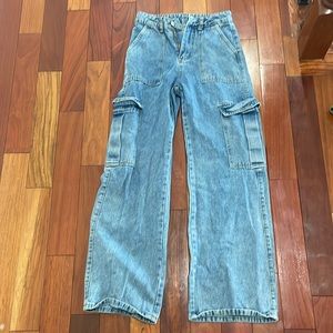 High rise Cargo Jeans